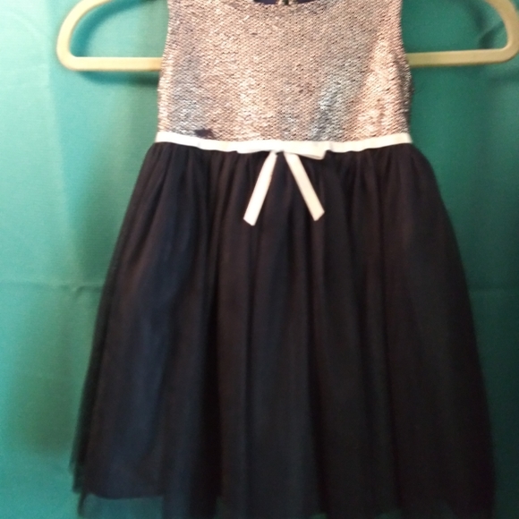 Clothes - Picture 2 of 2